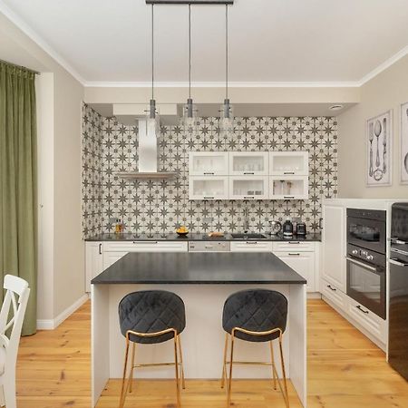 Aesthetic One Bedroom Apartment In Wroclaw By Noclegi Renters エクステリア 写真