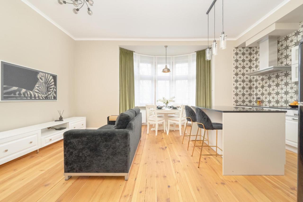 Aesthetic One Bedroom Apartment In Wroclaw By Noclegi Renters エクステリア 写真