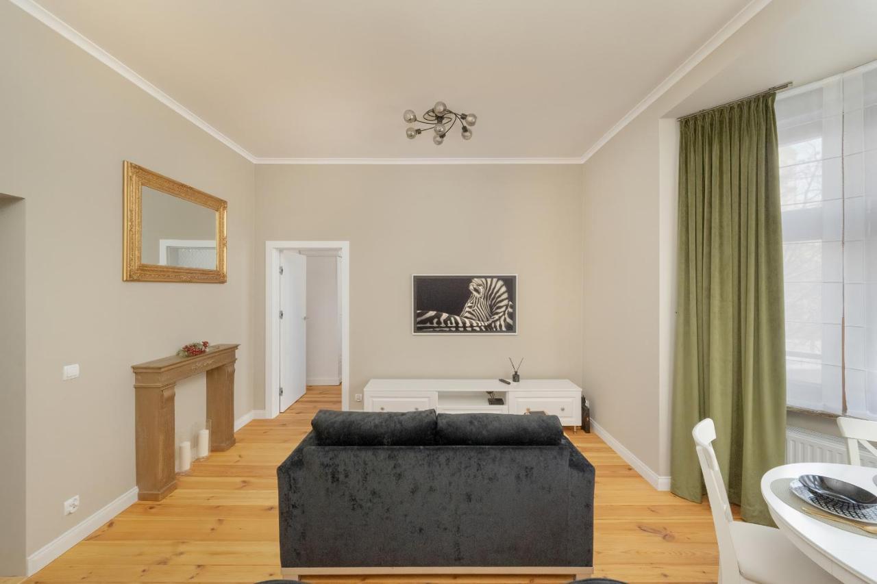 Aesthetic One Bedroom Apartment In Wroclaw By Noclegi Renters エクステリア 写真