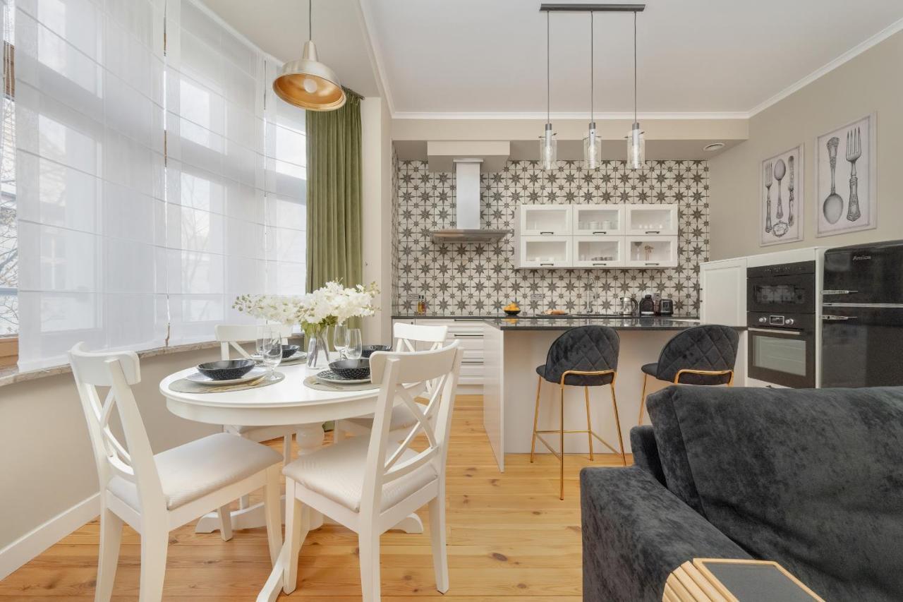 Aesthetic One Bedroom Apartment In Wroclaw By Noclegi Renters エクステリア 写真